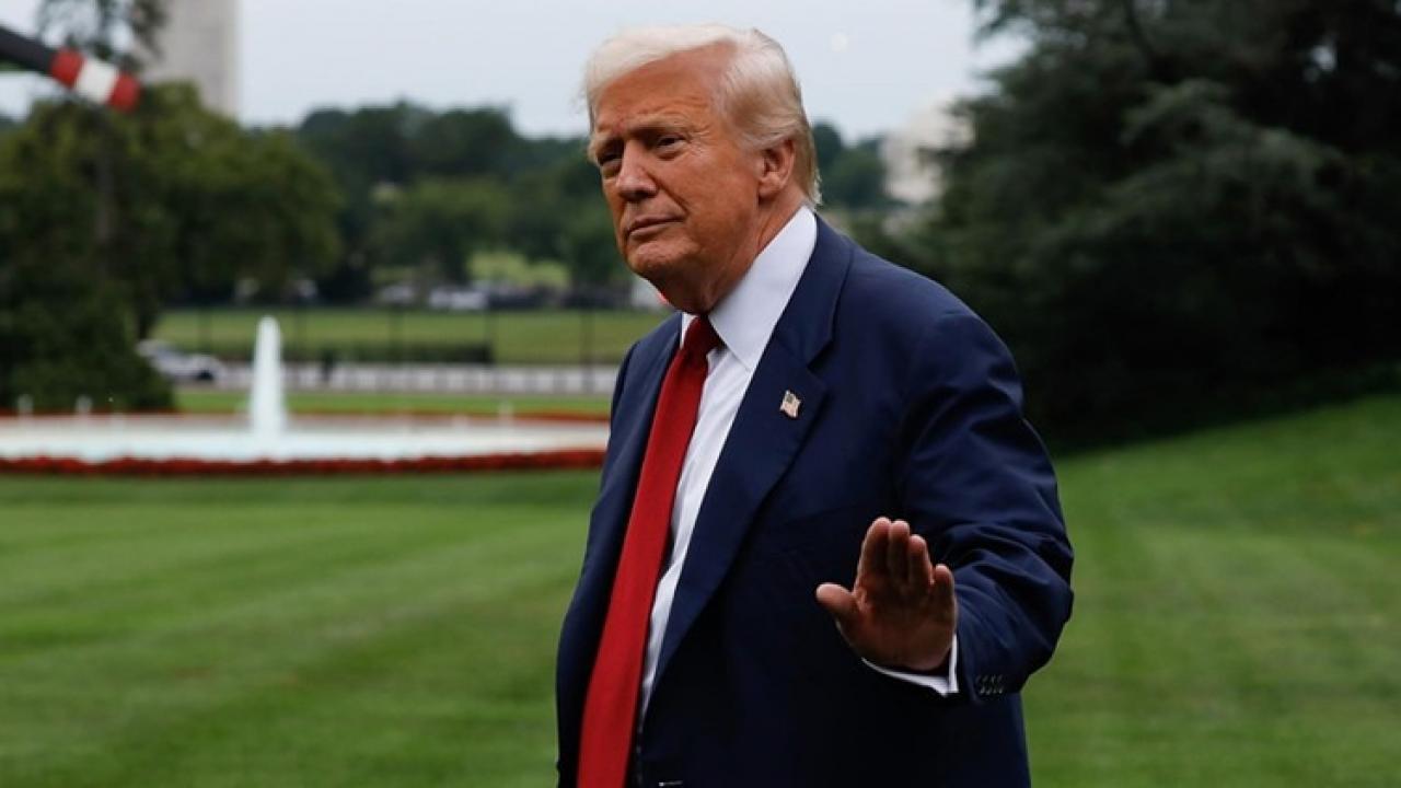 Trump'tan dikkat çeken bebek aşısı mesajı: Atlara yapılan gibi dev dozlar veriliyor!