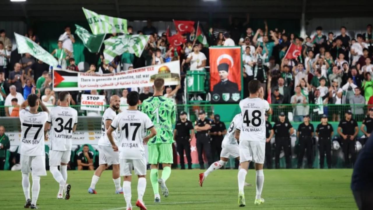 1200 km yol giden taraftarlar ikinci yarıyı izlemeden geri döndüler