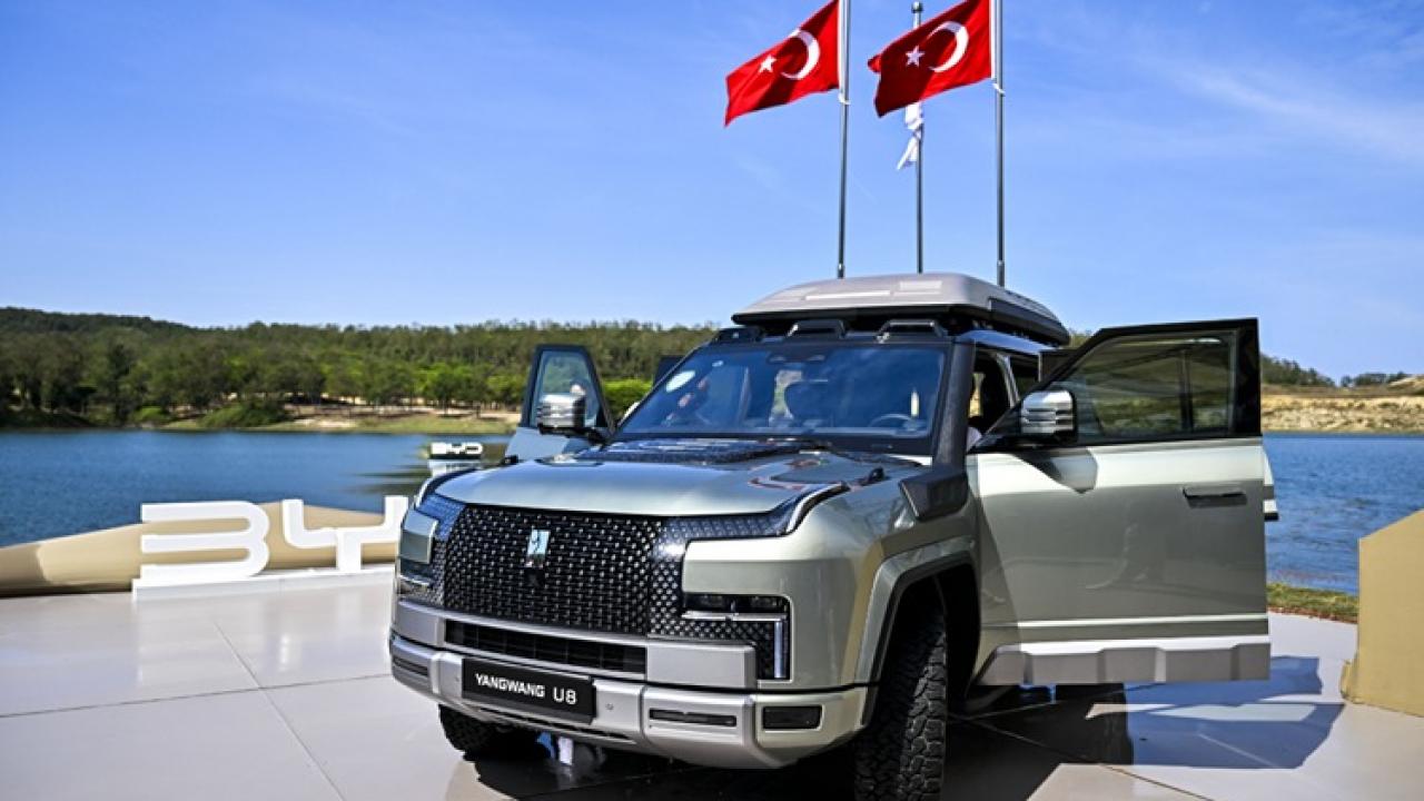 BYD Türkiye YANGWANG U8 ve U9 modellerini bayilerl…