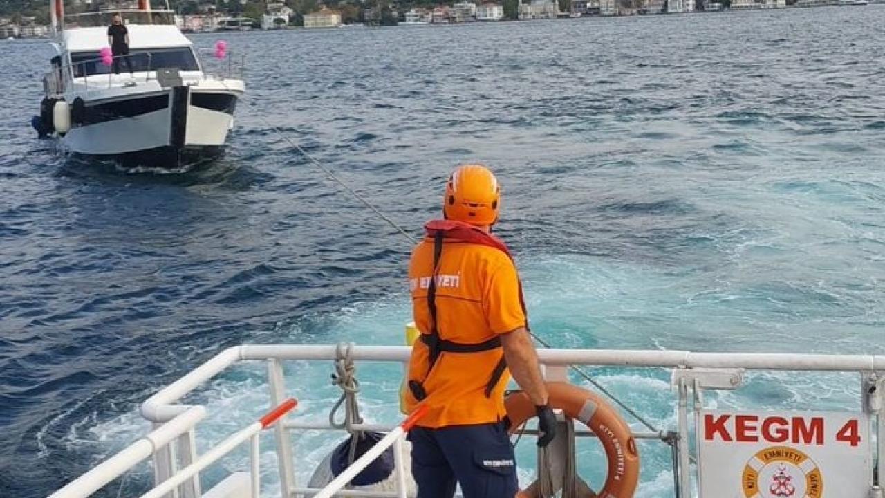 Kıyı Emniyeti duyurdu: Beylerbeyi önlerinde sürüklenen tekne emniyete alındı