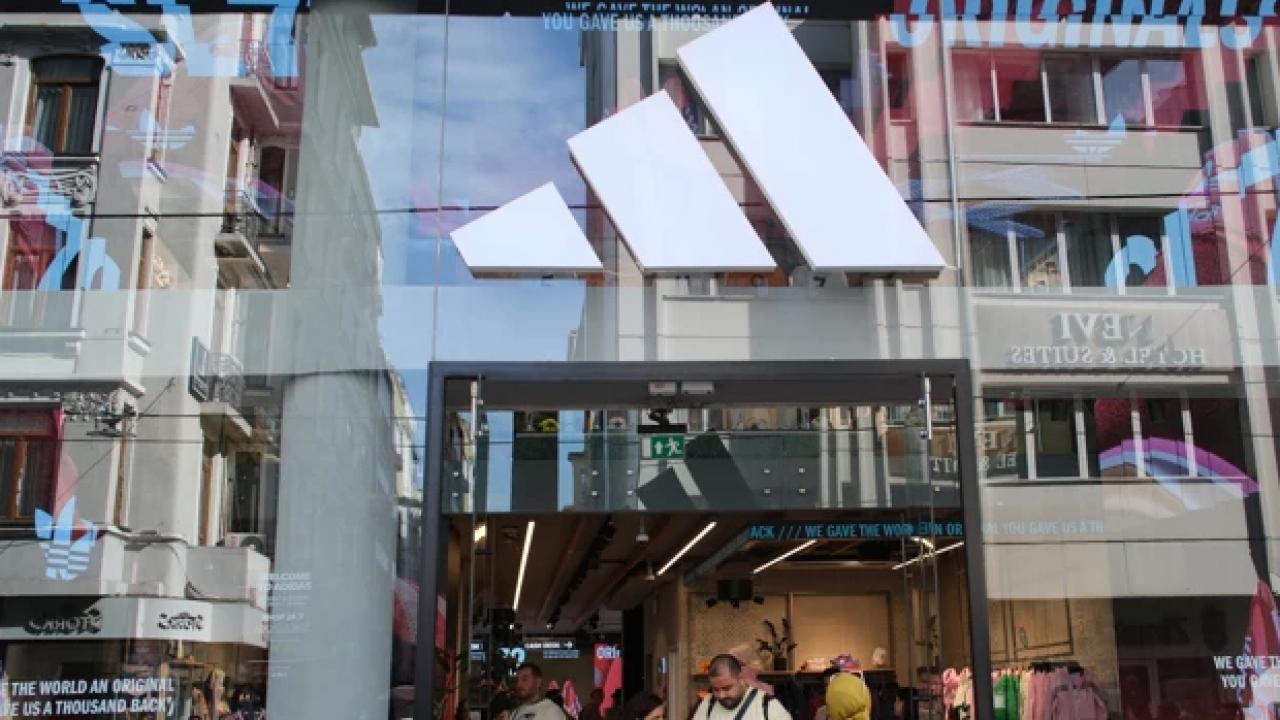 Rekabet Kurulu cezayı kesti: Adidas 402 milyon TL ödeyecek!