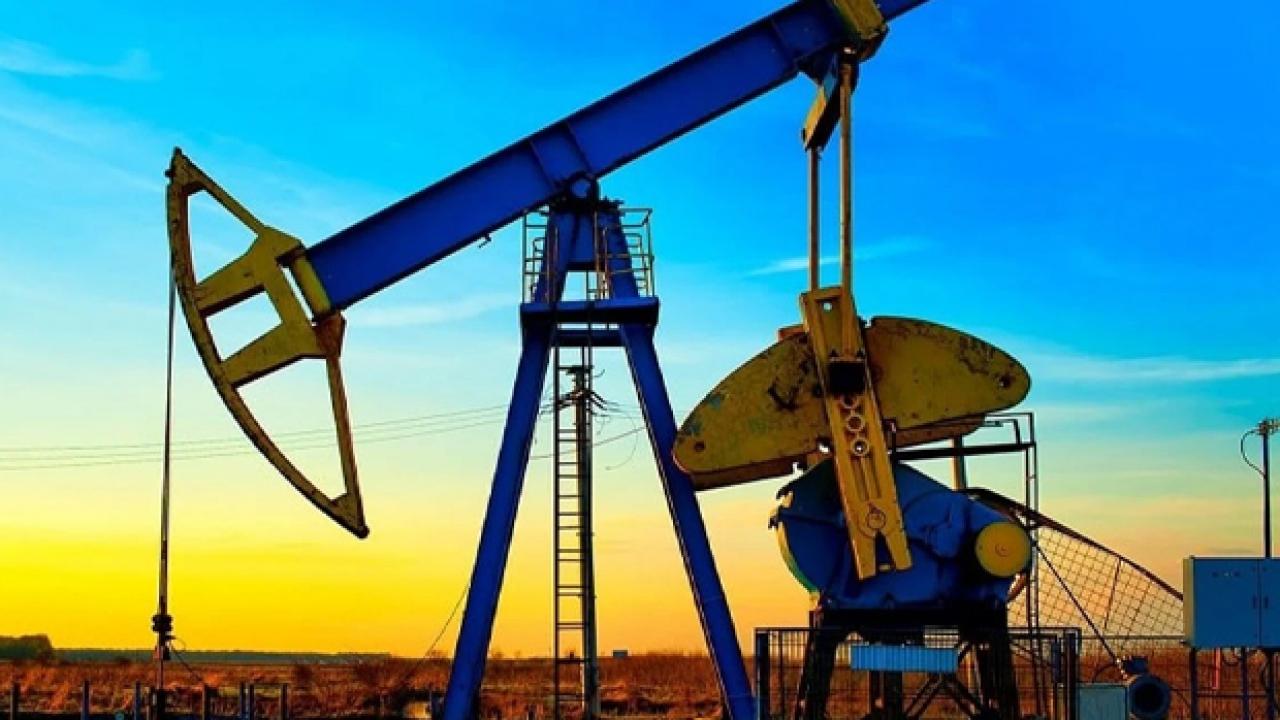 Brent petrolün varili 62,16 dolardan işlem görüyor
