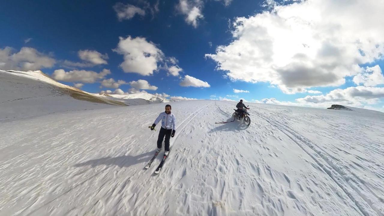 Kar kalınlığı 40 santimetreye ulaştı, sezon açıldı