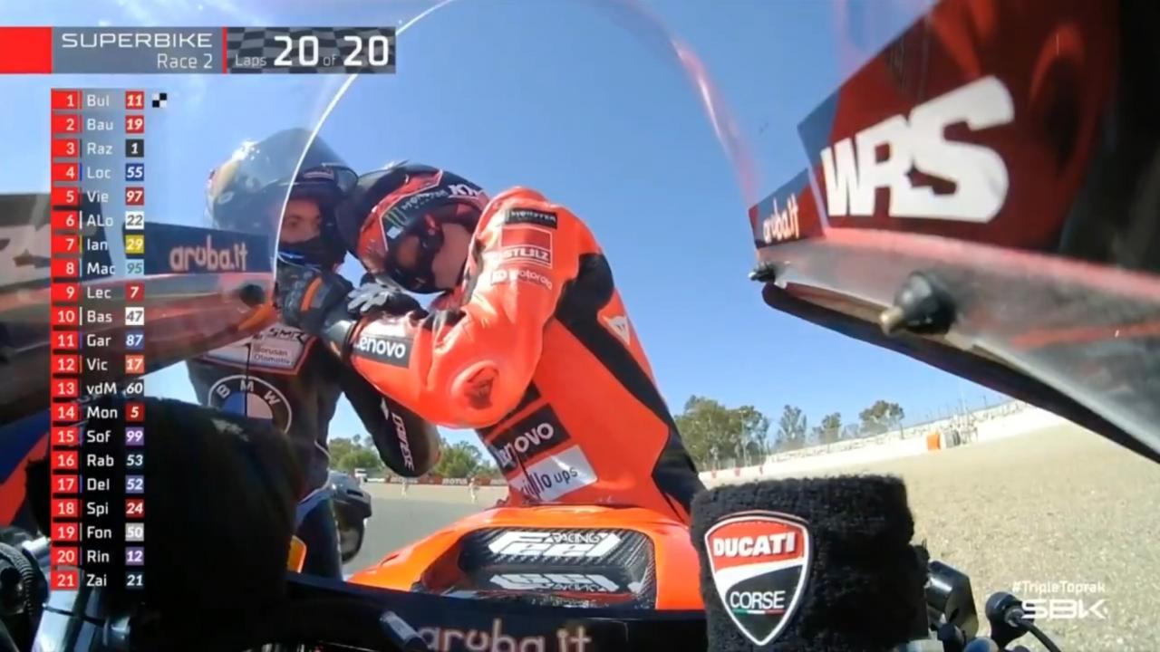 Pistin dışına atmıştı: Yarış sonu Toprak Razgatlıoğlu'nu tebrik etti