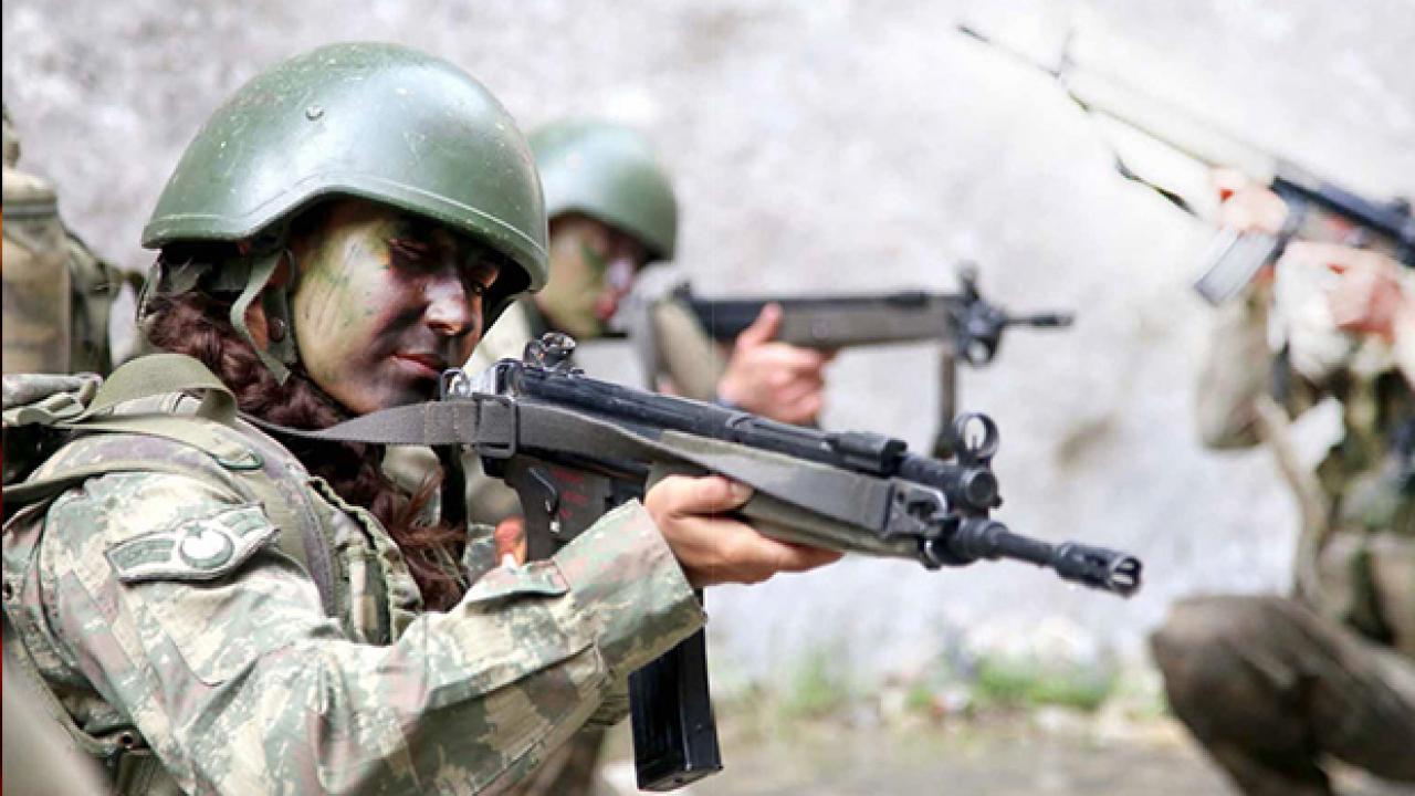 Türkiye'de kadınlar askere gidecek mi? Kadınlara askerlik zorunlu mu olacak?