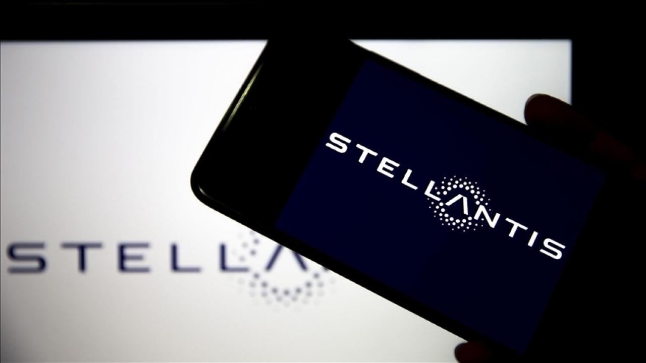 Stellantis, ABD’de 298 bin aracı geri çağırdı