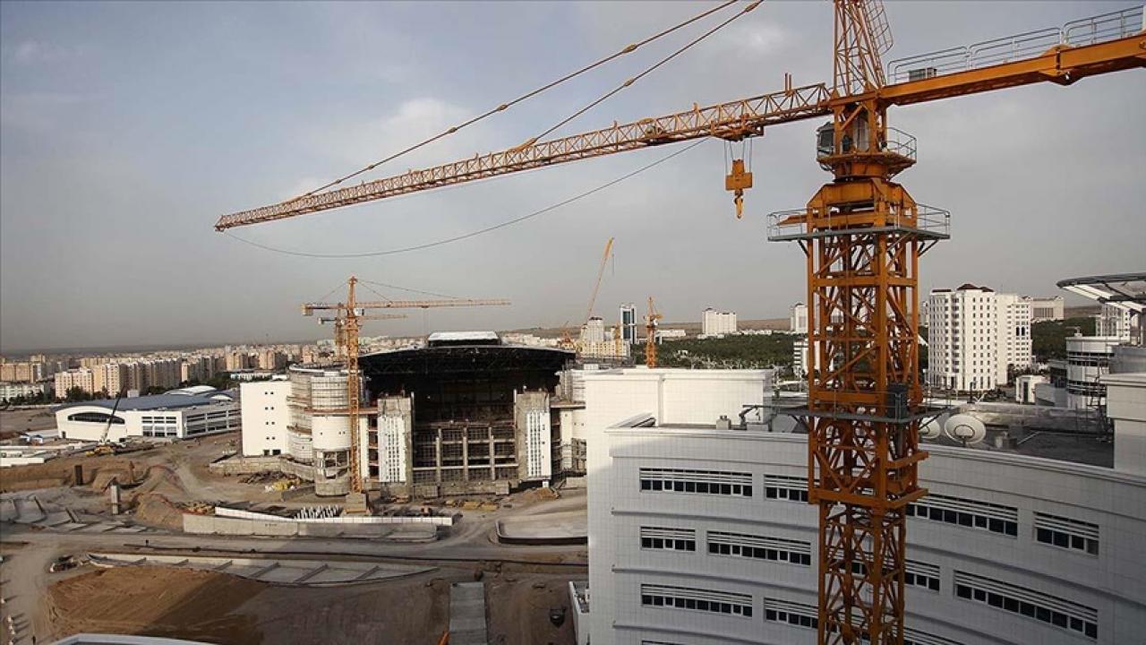 Türk inşaat sektörü yurt dışında 9 ayda 9,2 milyar dolarlık iş üstlendi