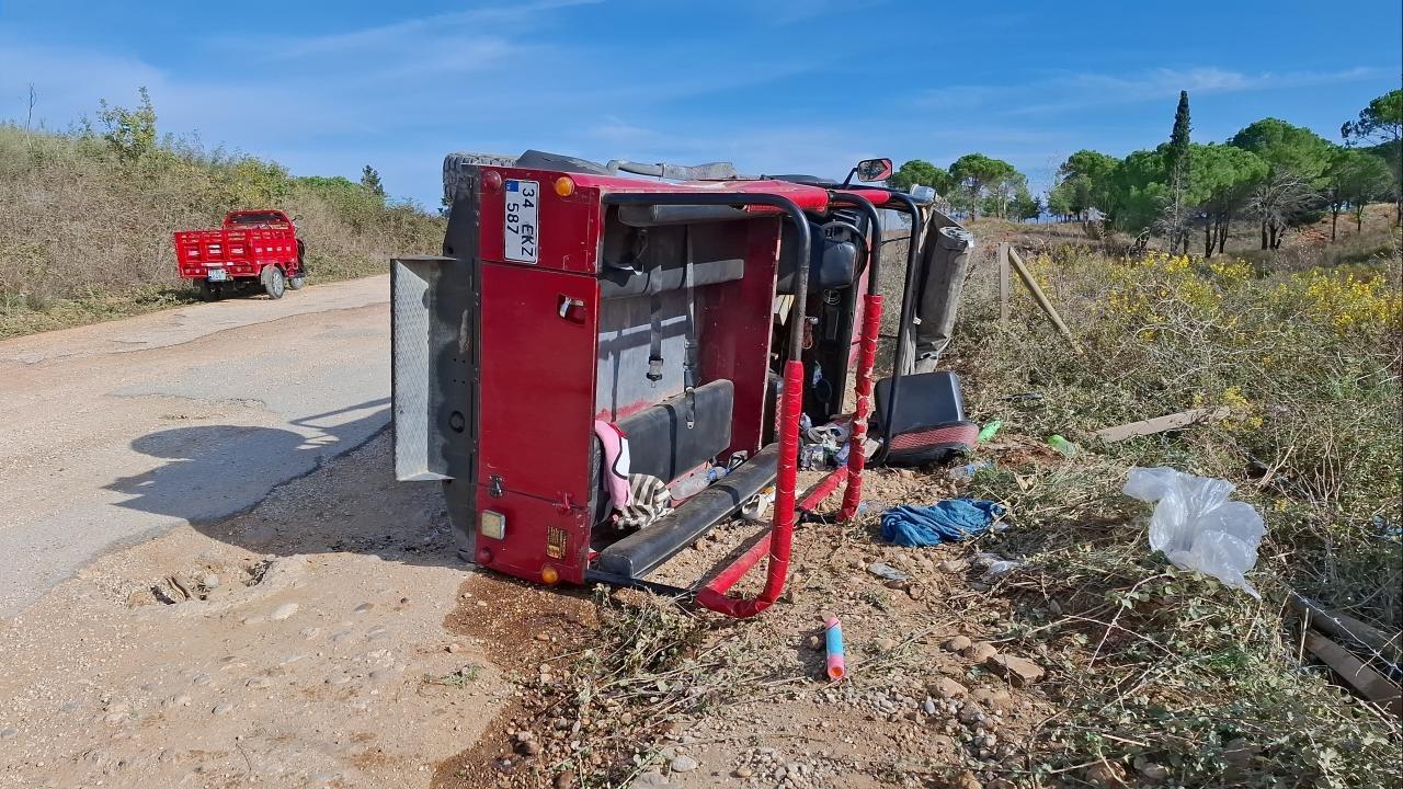 Antalya'da safari aracı devrildi: 9 turist yaralandı