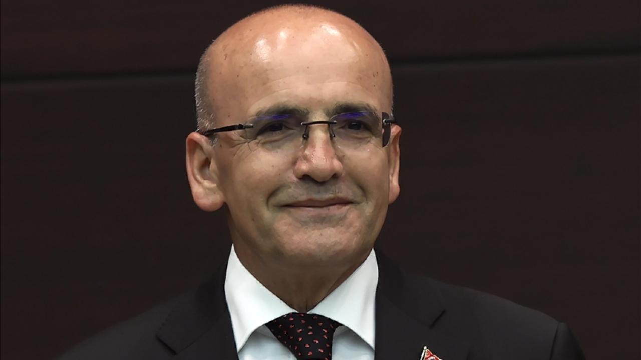 Bakan Şimşek, Riyad’da “Egemenlik ve Küreselleşme” panelinde konuştu Bakan Şimşek, Riyad’da “Egemenlik ve Küreselleşme” panelinde konuştu