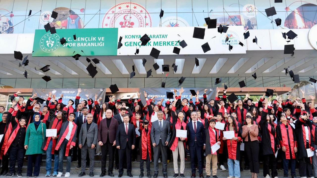 DENEYAP Teknoloji Atölyeleri’nden 9 bin 490 teknoloji yıldızı mezun oldu!