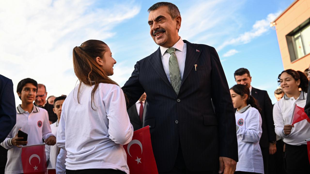 Millî Eğitim Bakanı Tekin kaleme aldı: Eğitimde paradigma değişim