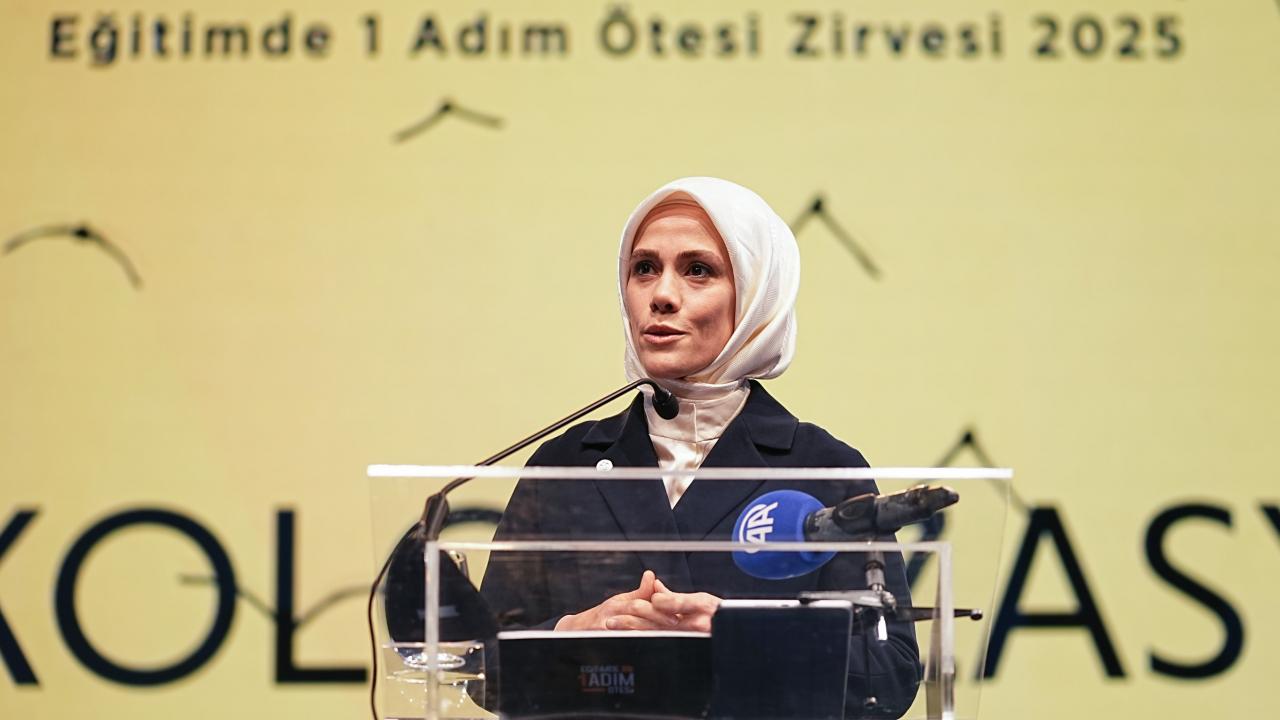 Esra Albayrak: Eğitimde dekolonizasyon, bilginin dekolonizasyonuyla başlar