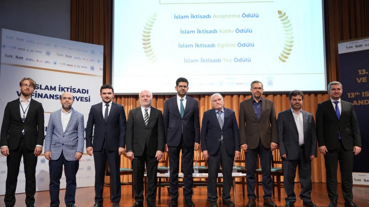 ÖNDER, İslam İktisadı Eğitim Ödülü’nün sahibi oldu ÖNDER, İslam İktisadı Eğitim Ödülü’nün sahibi oldu