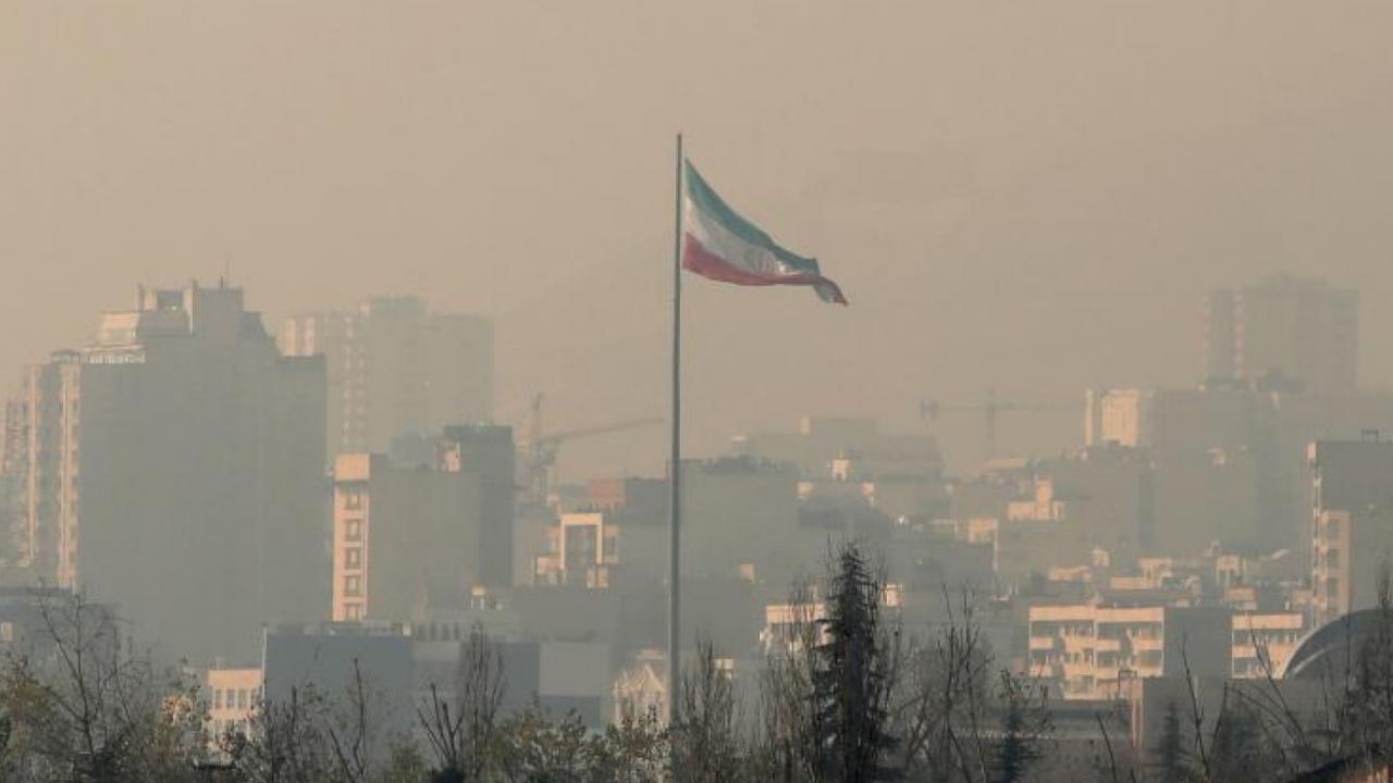 İran'da alarm! Okullarda yüz yüze eğitime ara verildi
