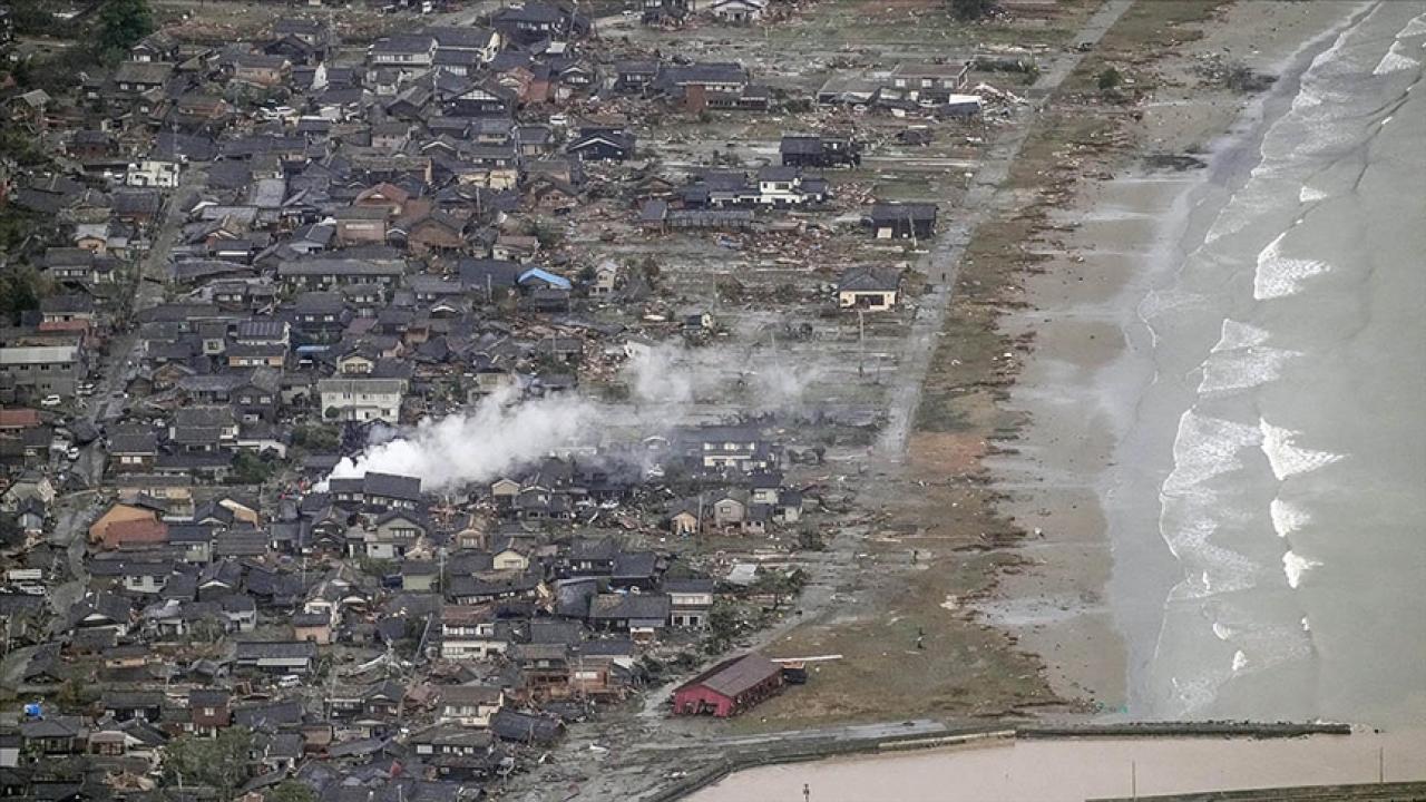 Japonya'da 6,7 büyüklüğünde deprem: Tsunami uyarısı yapıldı