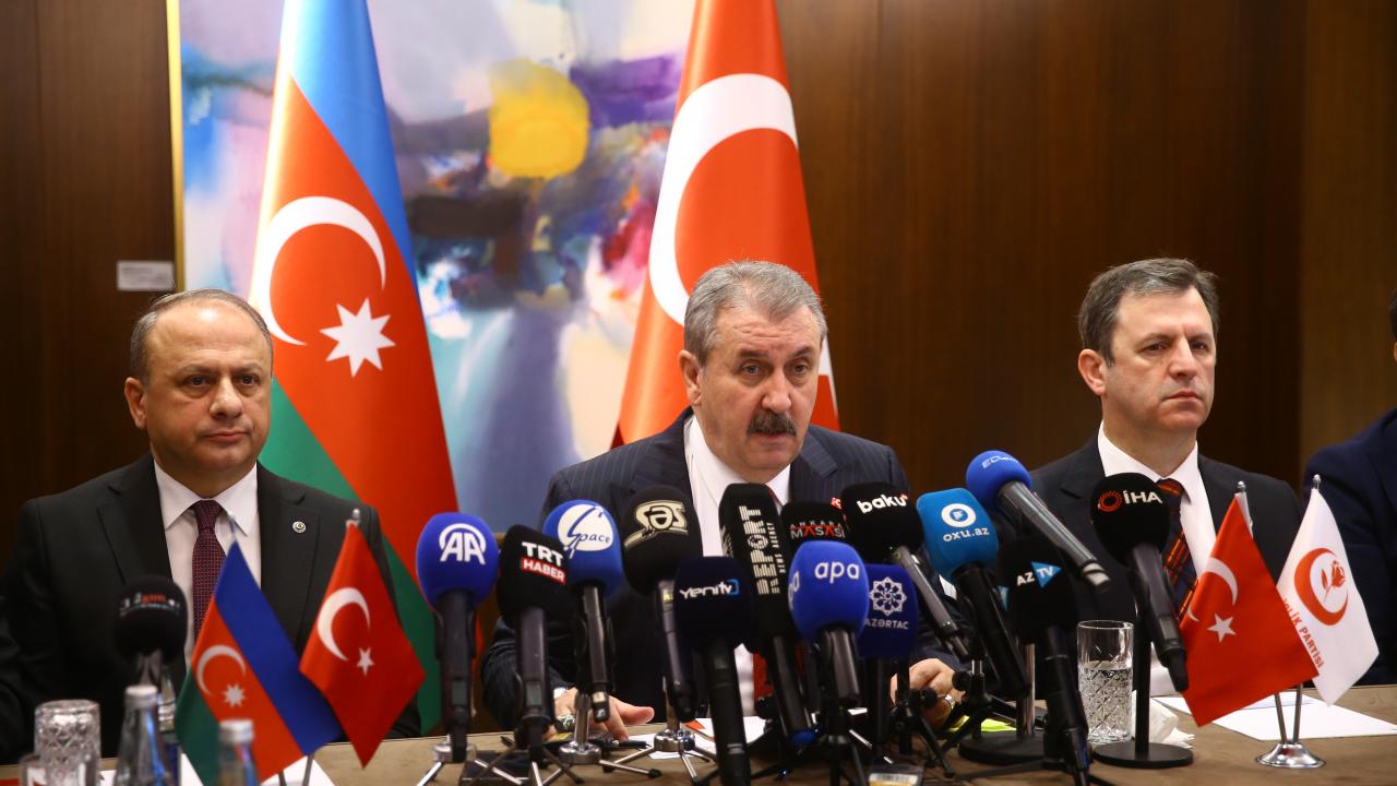 Mustafa Destici: Ermenistan, Türkiye ve Azerbaycan’la anlaşmak zorunda Mustafa Destici: Ermenistan, Türkiye ve Azerbaycan’la anlaşmak zorunda