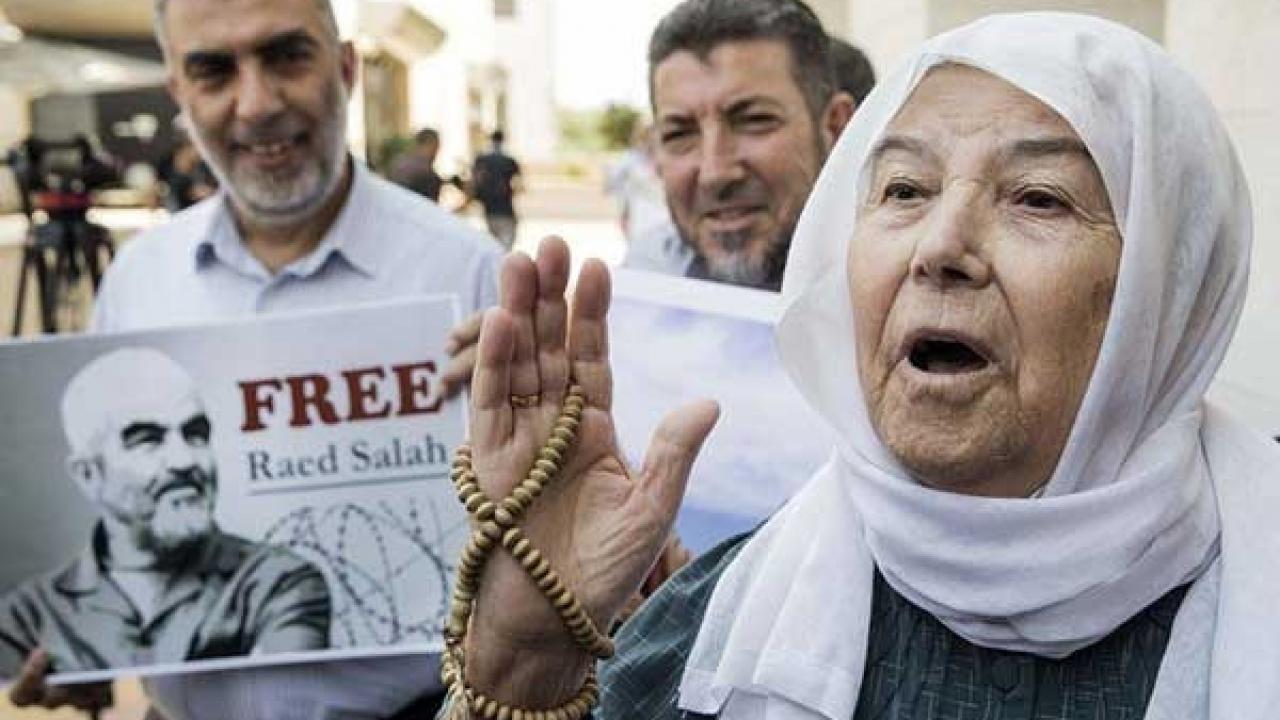 Rukiye Salah hakka yürüdü... Şeyh Raid Salah'ın annesi vefat etti