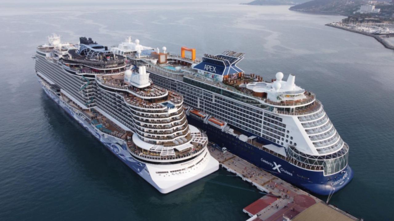 Türkiye limanlarına gelen kruvaziyer yolcu sayısı 10 ayda 2 milyonu aşarak rekor kırdı