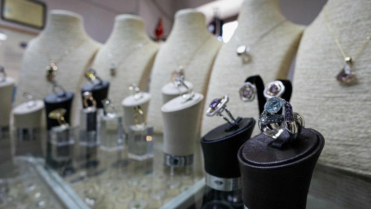 127 senelik mücevher firması resmen kapanıyor! İflas bile etmeden...