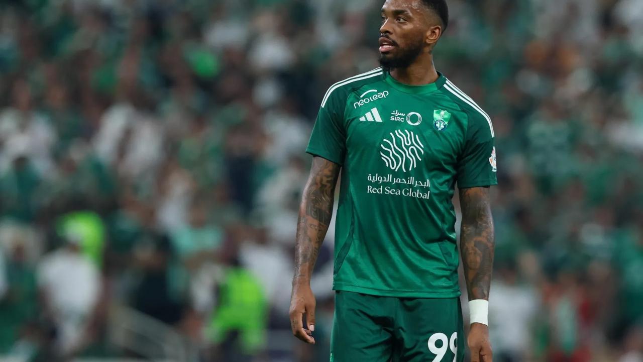 Bahisten ceza alan futbolcu Premier Lig'e transfer oluyor