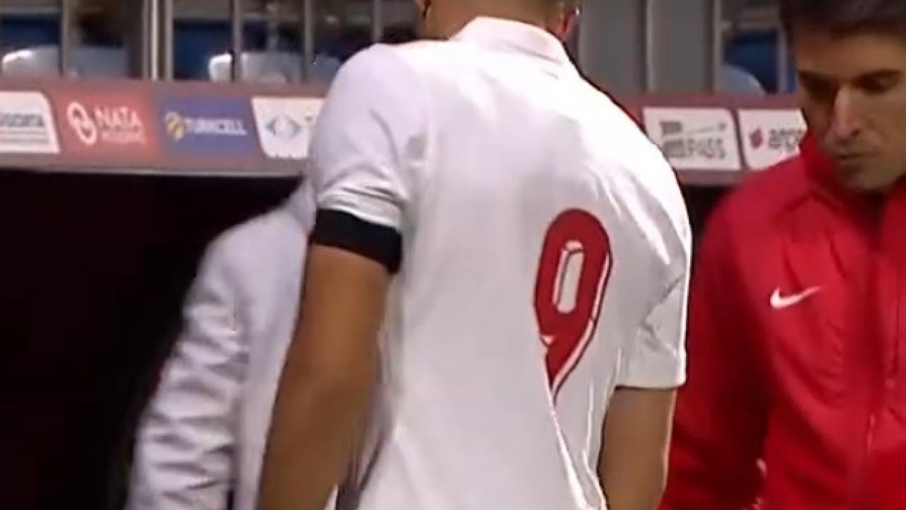 Beşiktaş'ın yıldızı milli maçta sakatlandı!