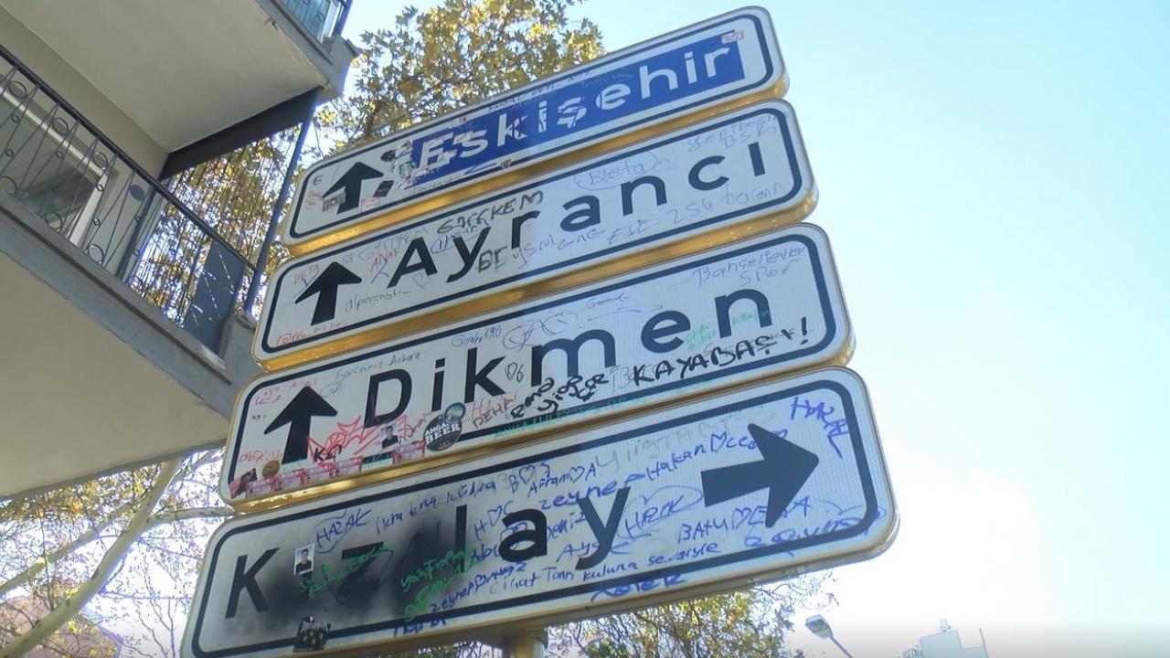 Kızılay tabelası, 3'üncü kez yenilendi