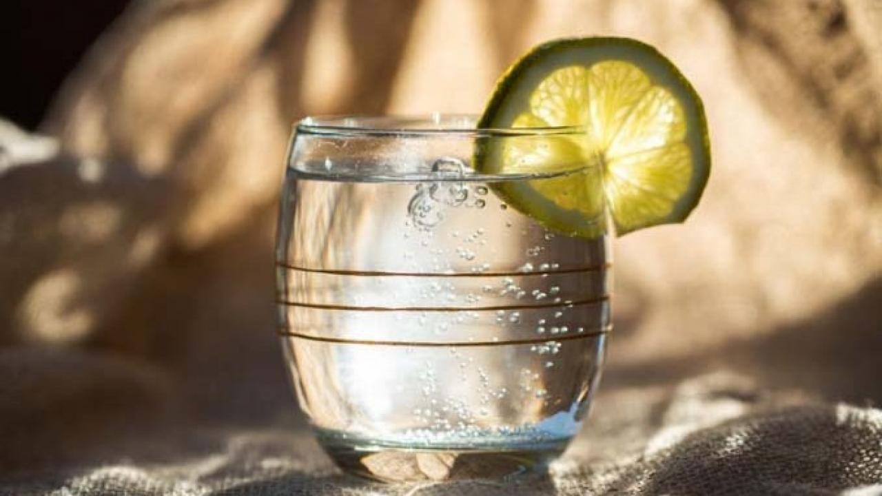 Kafede 1 dilim limon 10 TL! Ekstra ücret tartışması büyüyor