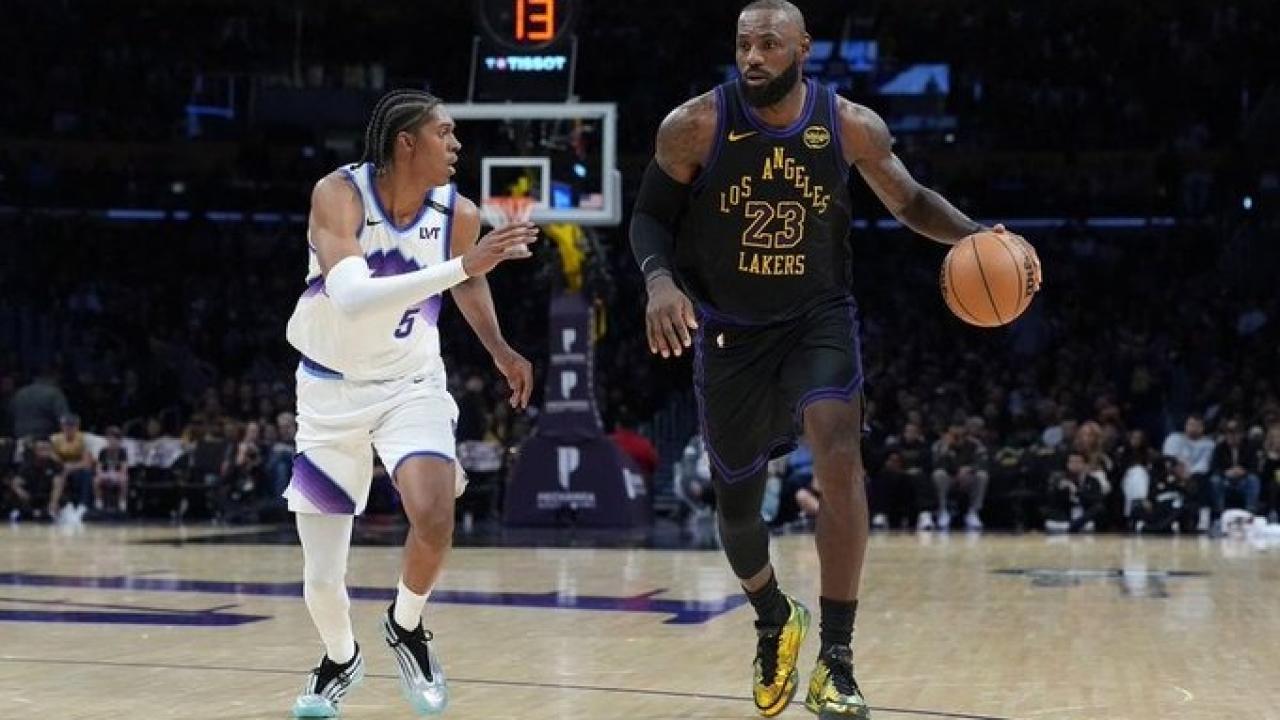 LeBron James NBA'de rekor kırdı! Lakers, Jazz'a acımadı
