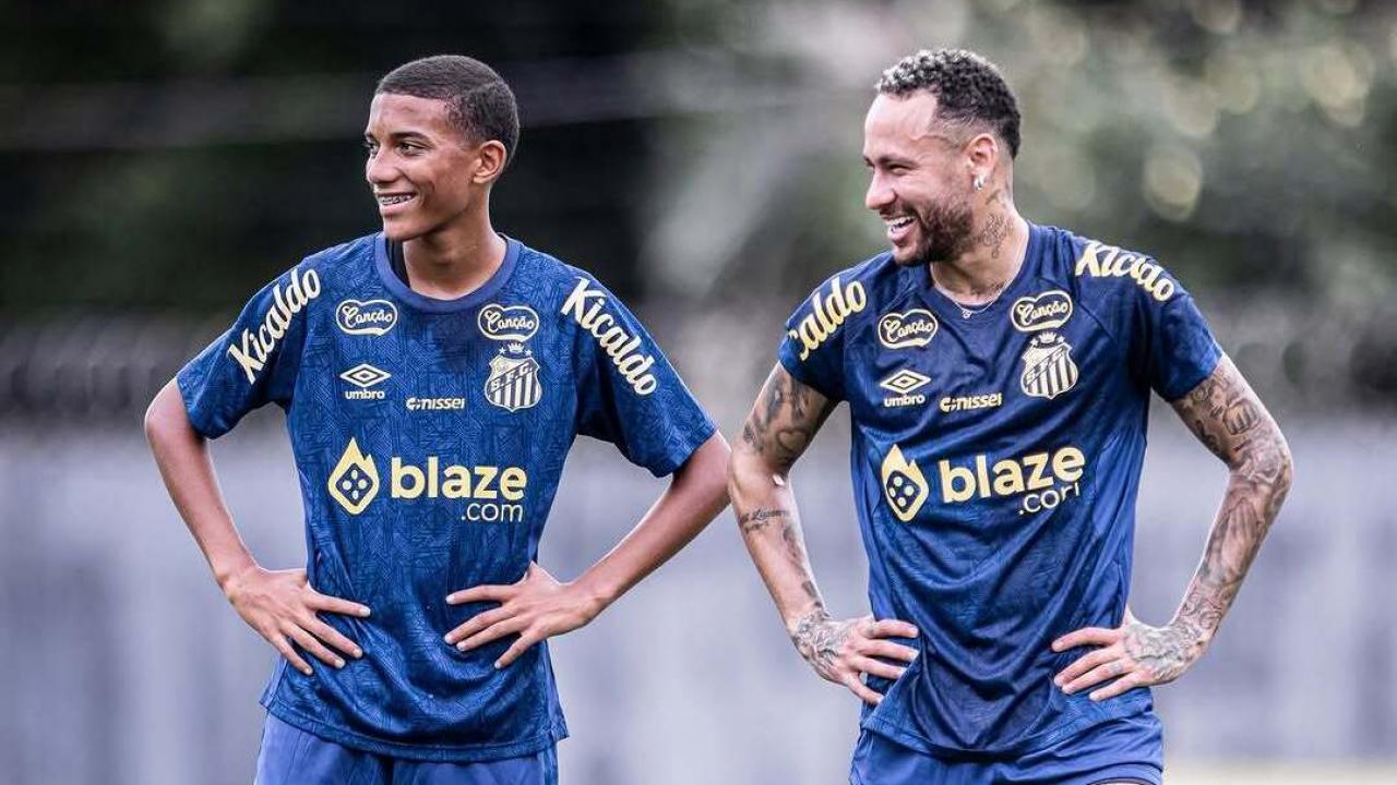 17 yaşında Avrupa'yı peşinde taktı! Süper Lig devi…