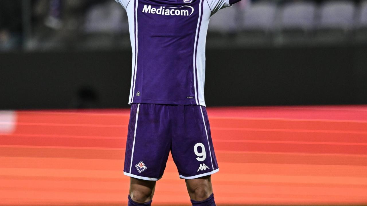 Dzeko 1-0 sonrası kendi taraftarına tepki gösterdi! İtalya bunu konuşuyor