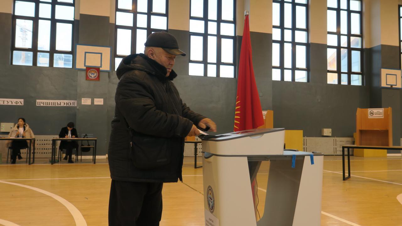 Gözler Bişkek'de! Kırgızistan'da seçim heyecanı! İşte seçimden son dakika notları...