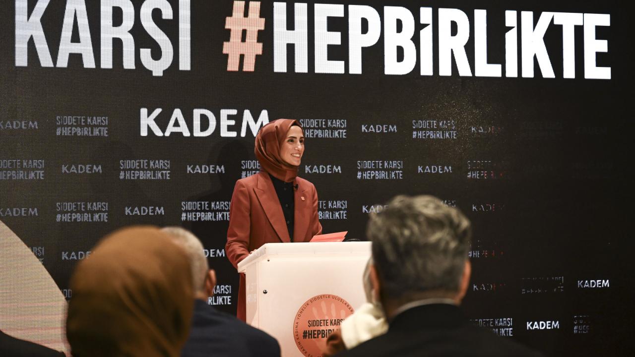 KADEM 'Şiddete Karşı Hep Birlikte' kampanyasını başlattı