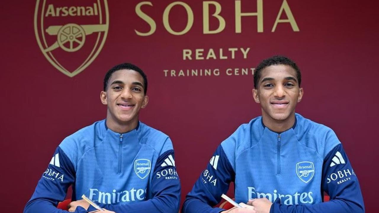 16 yaşındaki ikiz kardeşler aynı takıma imza attı! 2 yıl bekleyecekler