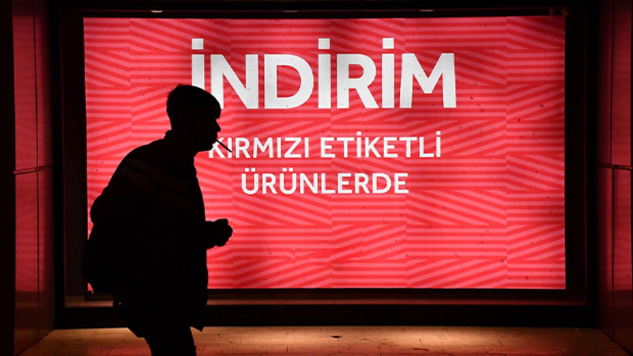 4500 TL'lik mont 313 TL oldu: Bu fiyata çorap zor …