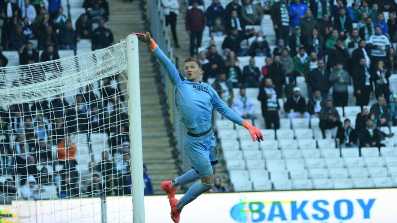 Daha 18 yaşında! Avrupa'nın iki dev kulübü 2. Lig'in genç kalecisinin peşinde