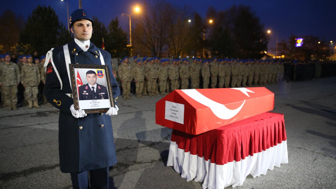 Korkut İlçe Jandarma Komutanı hayatını kaybetti