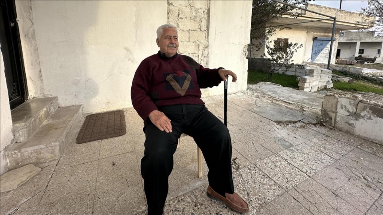 Suriyeli Hristiyanlar, 61 yıllık Baas rejimin devrilmesinin ardından köylerine dönüyor Suriyeli Hristiyanlar, 61 yıllık Baas rejimin devrilmesinin ardından köylerine dönüyor