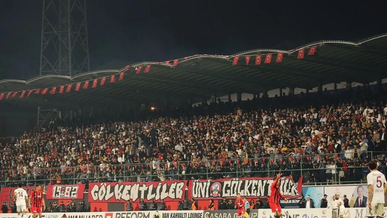 1. Lig ekibi teknik direktörüne veda etti