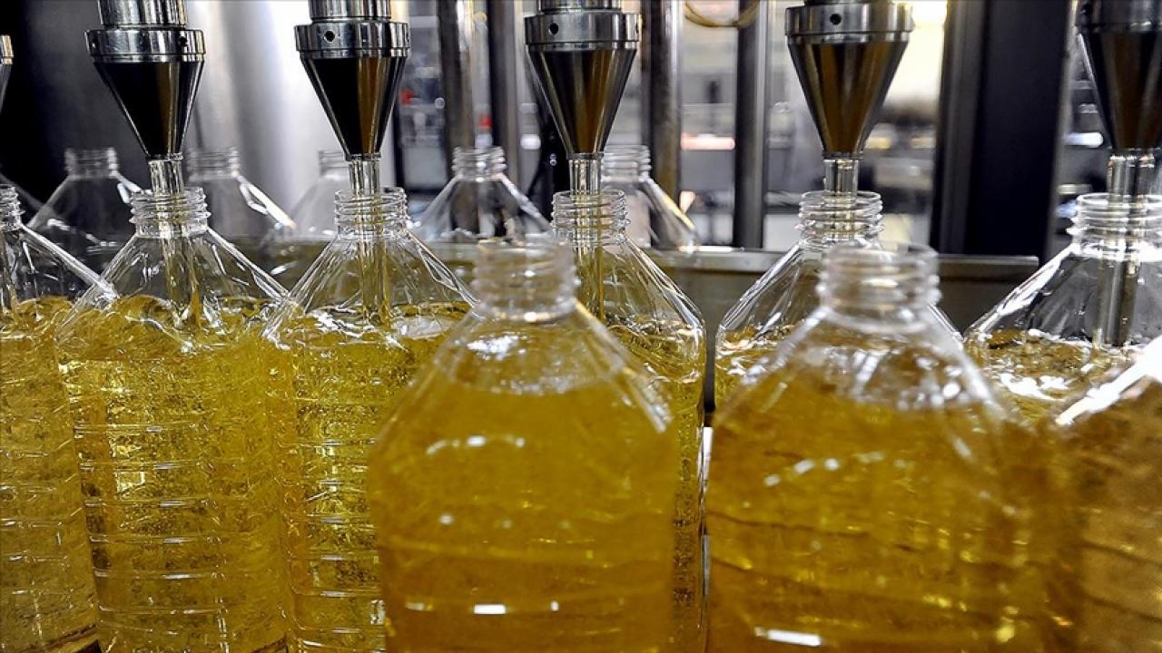 Ayçiçeği yağında tarihi başarı! Türkiye 1 milyar dolarlık hedefe kilitlendi