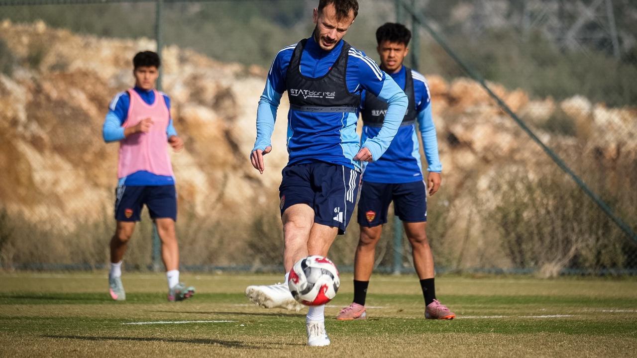 Futbolcusu 'Kulüpte yemek çıkmıyor' demişti! Kulüpten açıklama geldi