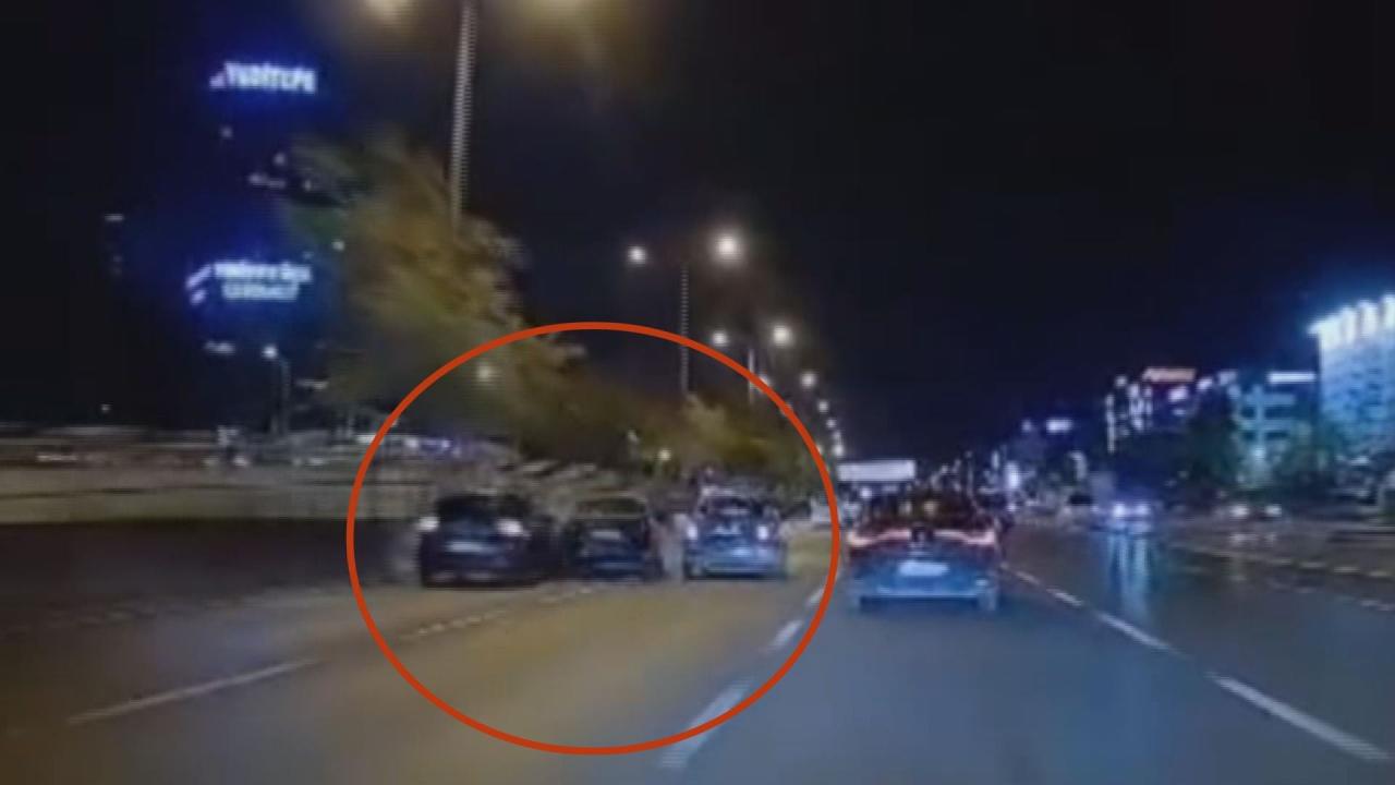 Kadıköy'de makas atan sürücü kazaya sebep oldu