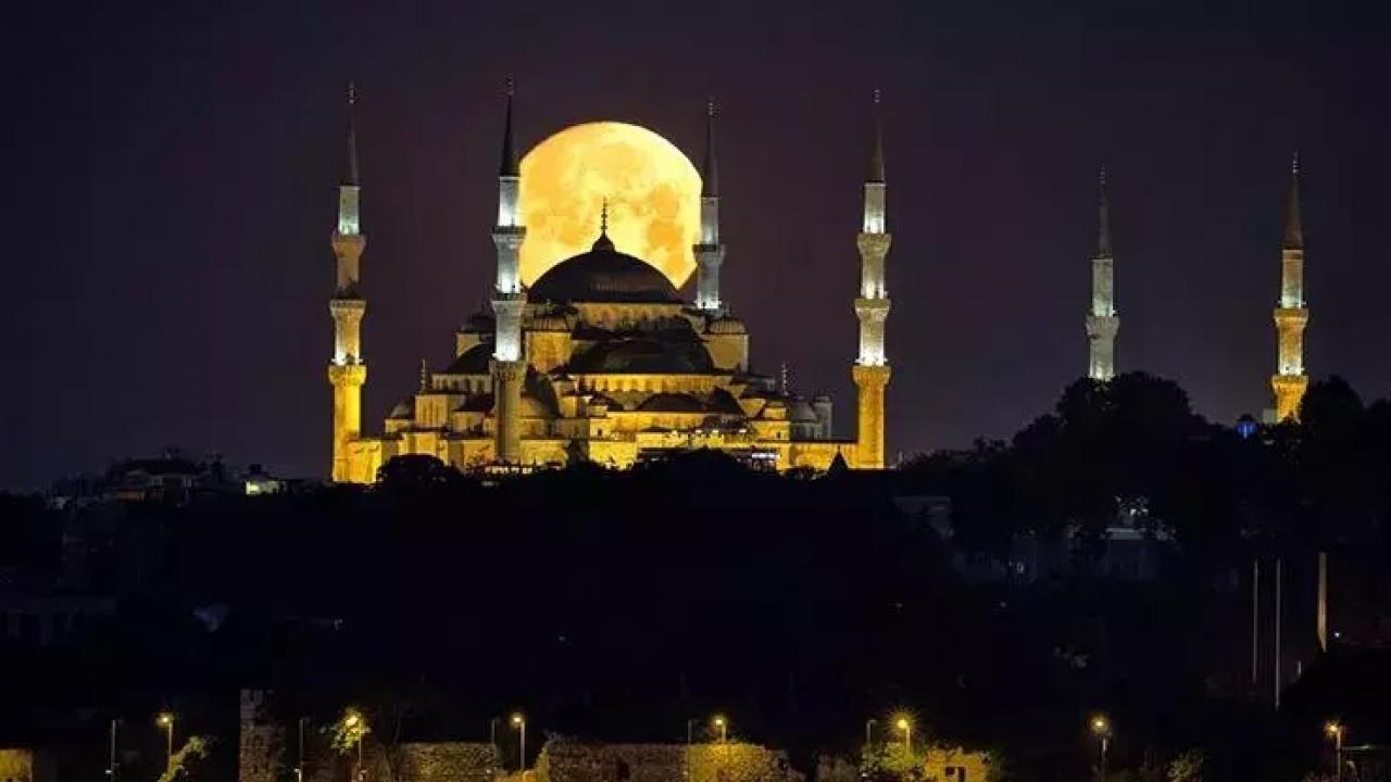 Mukaddes üç aylar bu yıl ikinci kez başlayacak