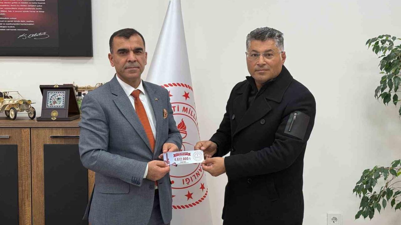 Depremzede ğrencilerden Gazze'ye büyük destek: 11 milyon TL bağış toplandı