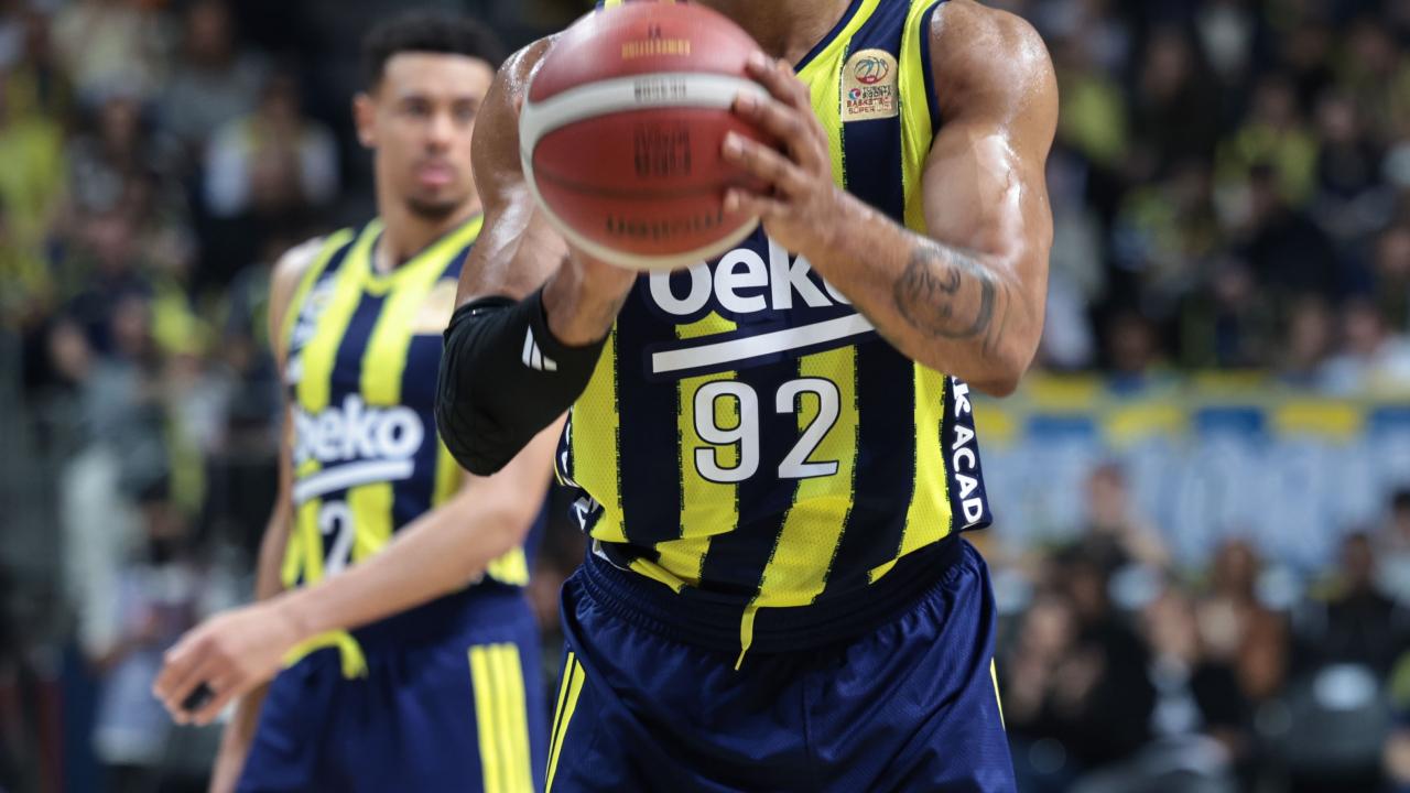 6 maç sonra kaybetmişti! Fenerbahçe, Olimpia Milano'ya karşı yeni seri peşinde