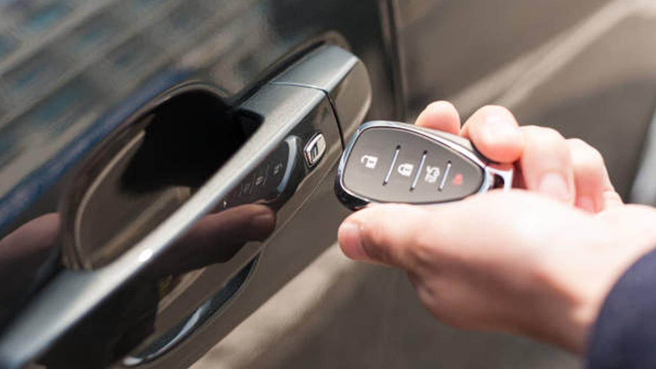 Anahtarsız araba devri başlıyor! Yeni özellik herkesi rahatlatacak