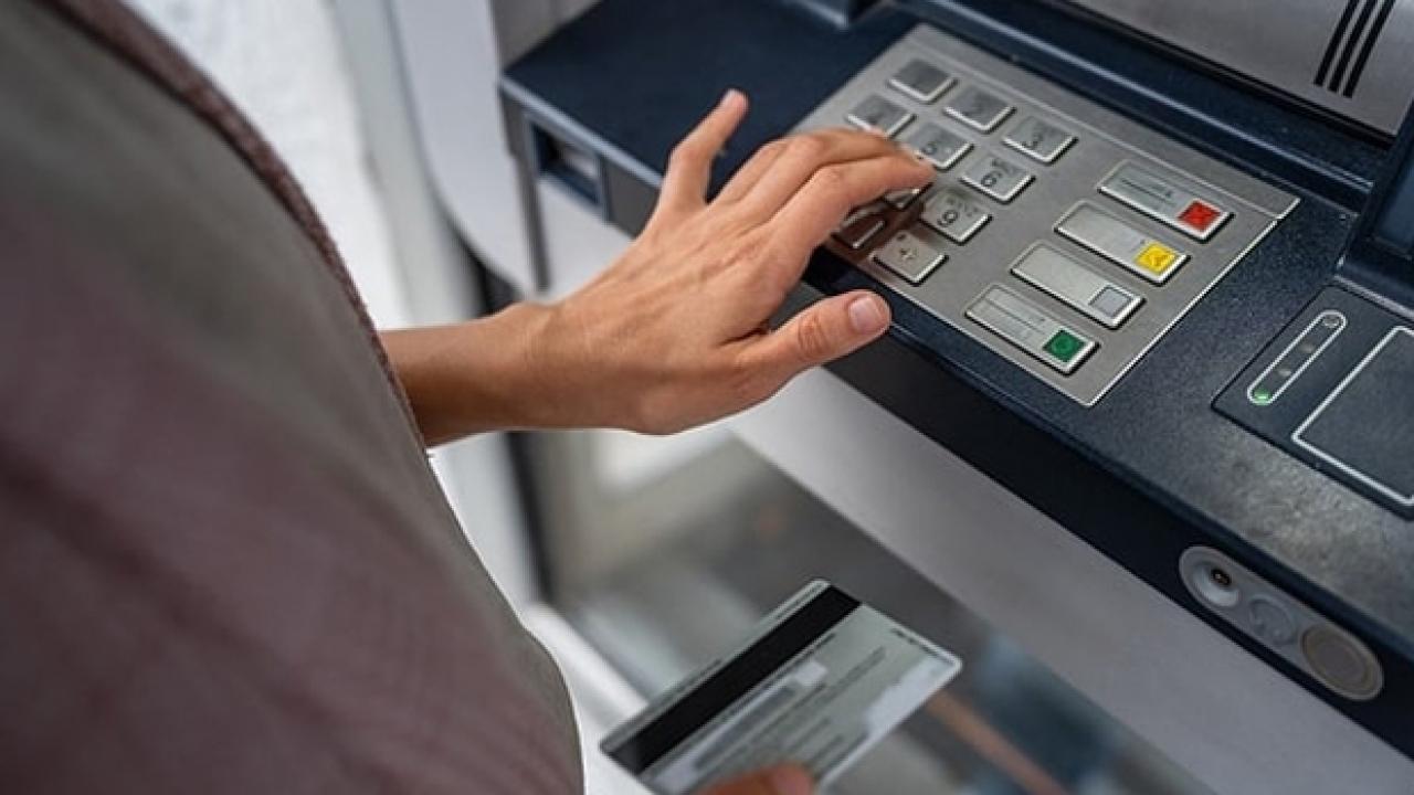 ATM'ler ikiye ayrılıyor: Şube İçi ve Şube Dışı limitleri bambaşka olacak!