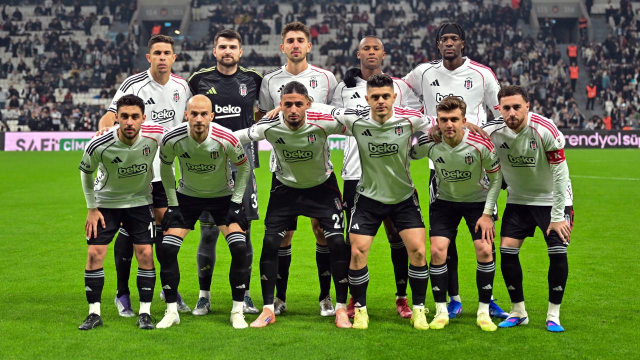 Beşiktaş'a kötü haber! Yıldız isim hastaneye sevk edildi