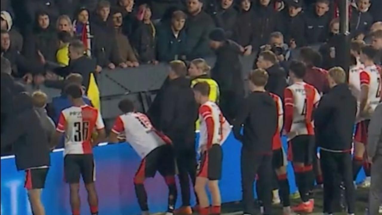 Feyenoord'da Robin van Persie bardağı taşırdı! Taraftarla hararetli tartışma