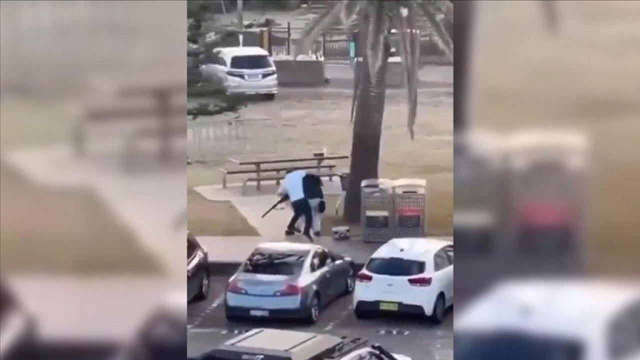 Hastanede ziyaret etti!  Başbakan'dan kahraman Ahmed'e: 'Benim için bir onur'