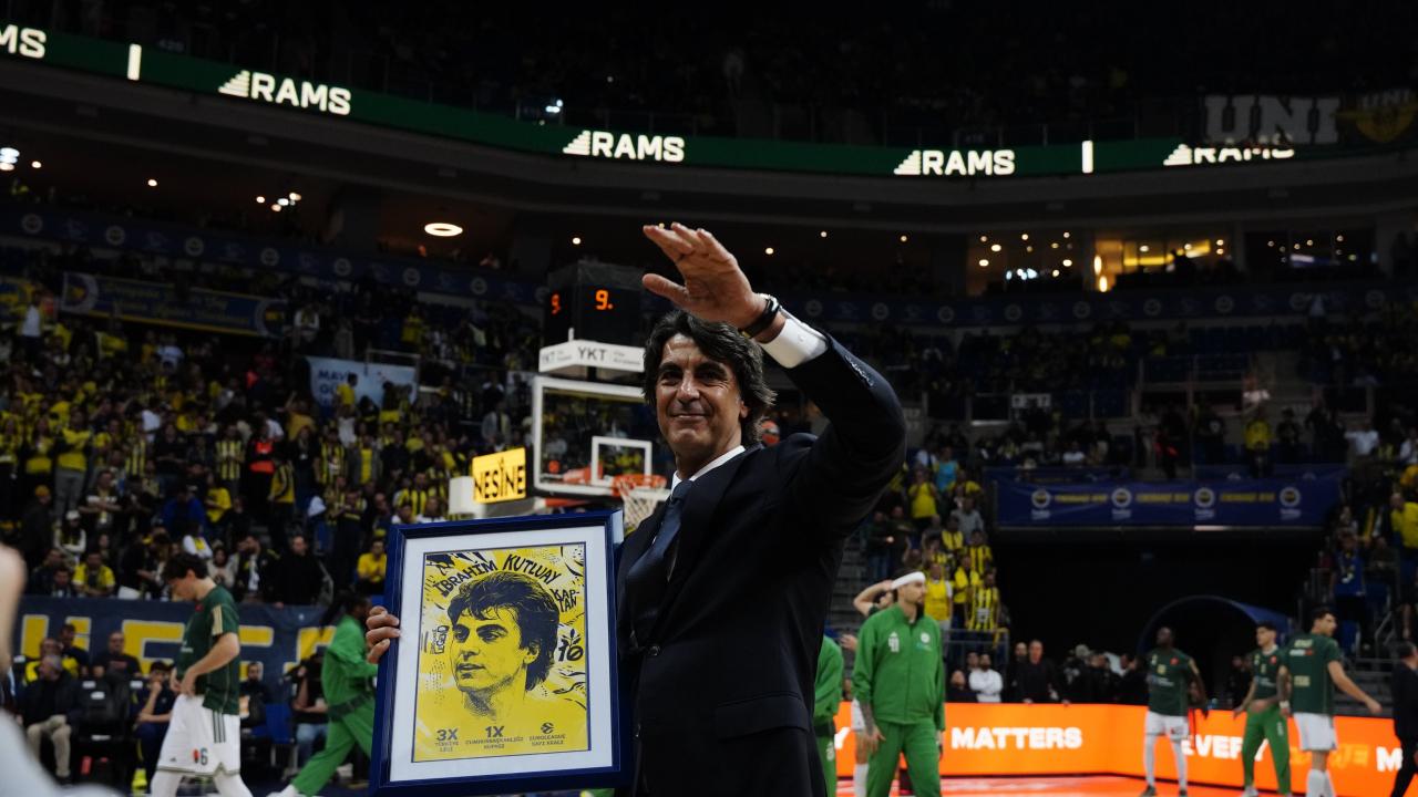 Sadece üç isme yapıldı! Fenerbahçe'den Kutluay'a unutulmaz jest